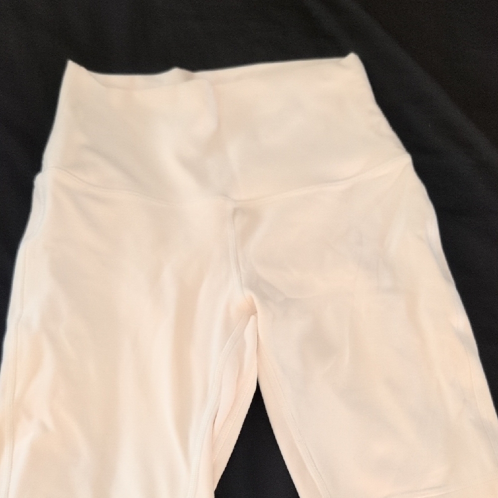 Woman's Lululemon Spandex